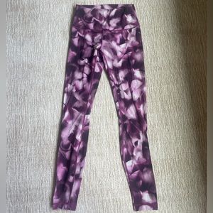 Lulu Lemon Leggings| size 4| Tye Dye Purple and White workout yoga athletic